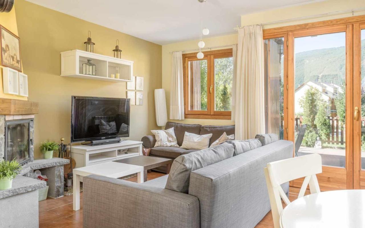 Casa Collarada Confort Villanúa Екстериор снимка